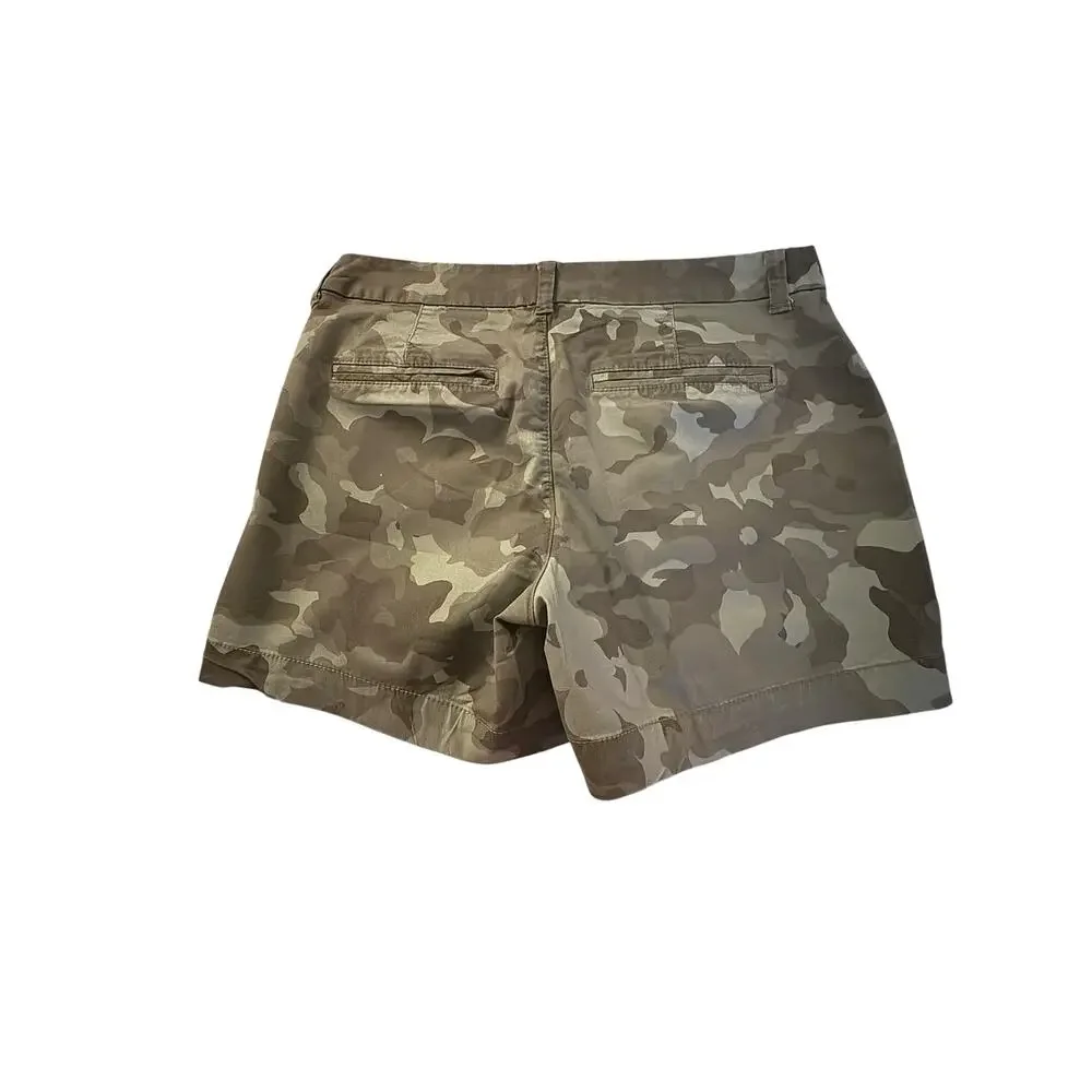 Old Navy EveryDay Camouflage Mid-Rise Shorts sz 6